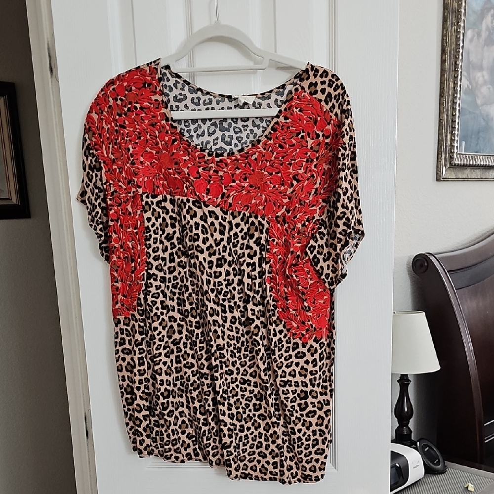 Chic Leopard Print Blouse with Red Highlights